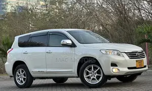 Toyota Vanguard 2009 White