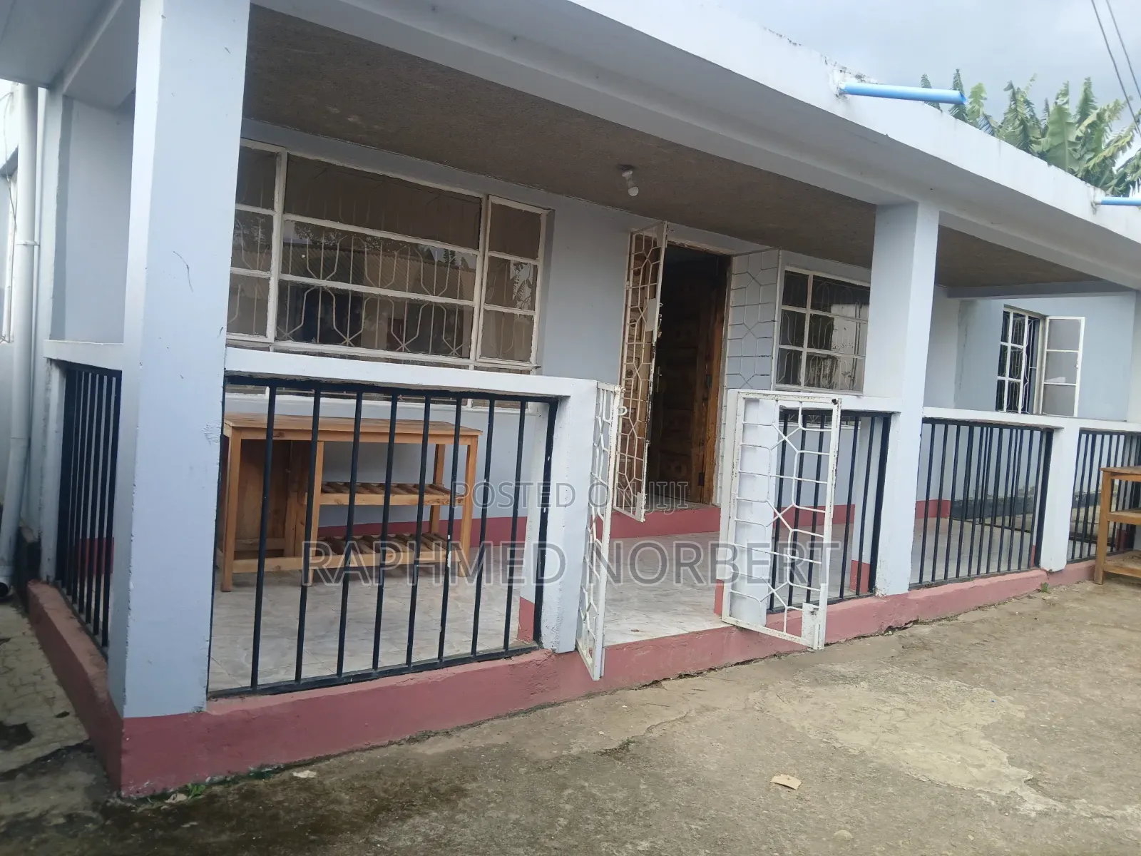 4bdrm House in Tanzania Real, Central Business Area for rent
