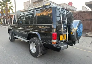 Toyota Land Cruiser Prado 1994 Black