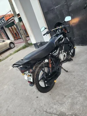 Bajaj Boxer 125 2021 Black