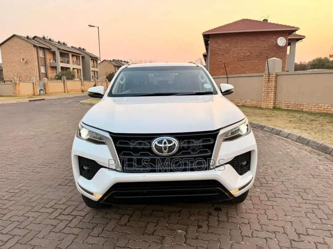 Toyota Fortuner 2020 White
