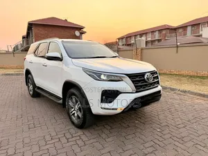 Toyota Fortuner 2020 White