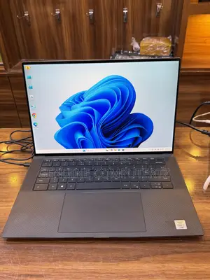 Laptop Dell Precision 5550 16GB Intel Core i7 SSD 512GB