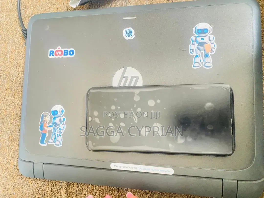 Laptop Dell Latitude 3120 4GB Intel Core i3 HDD 500GB