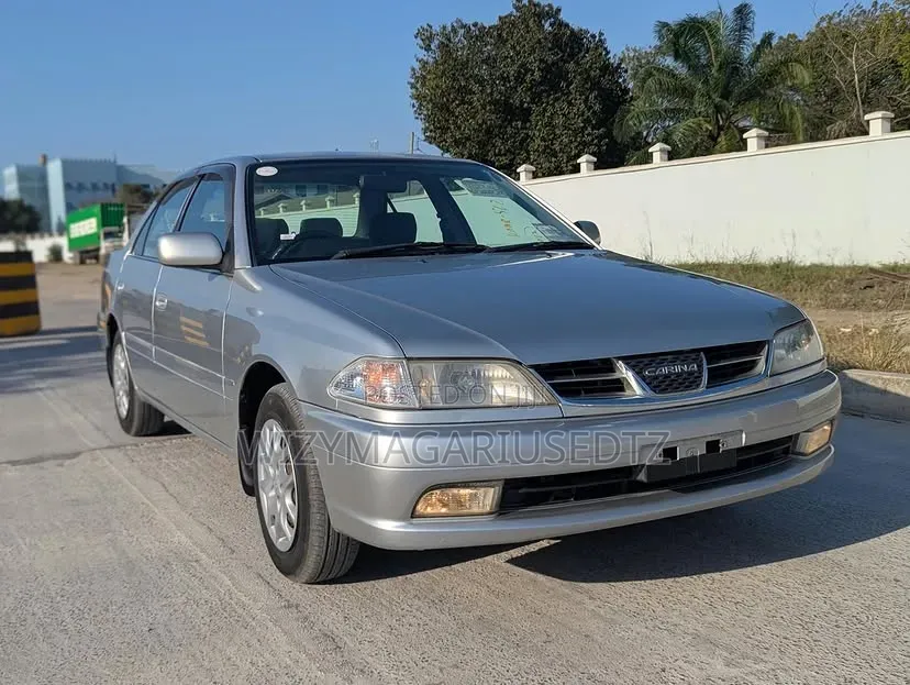 Toyota Carina 2001 Silver
