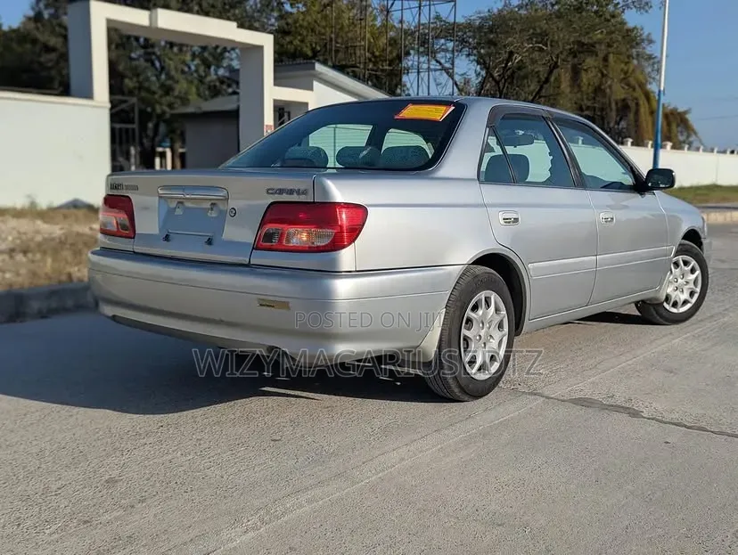 Toyota Carina 2001 Silver