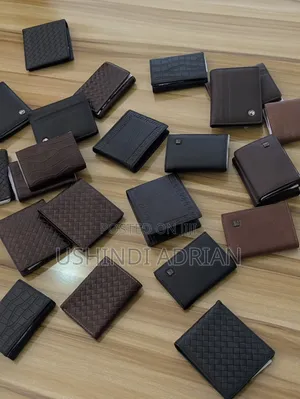 GENUINE LEATHER WALLET👝Genuine Leather Muonekano Wa Kifahari & Classy