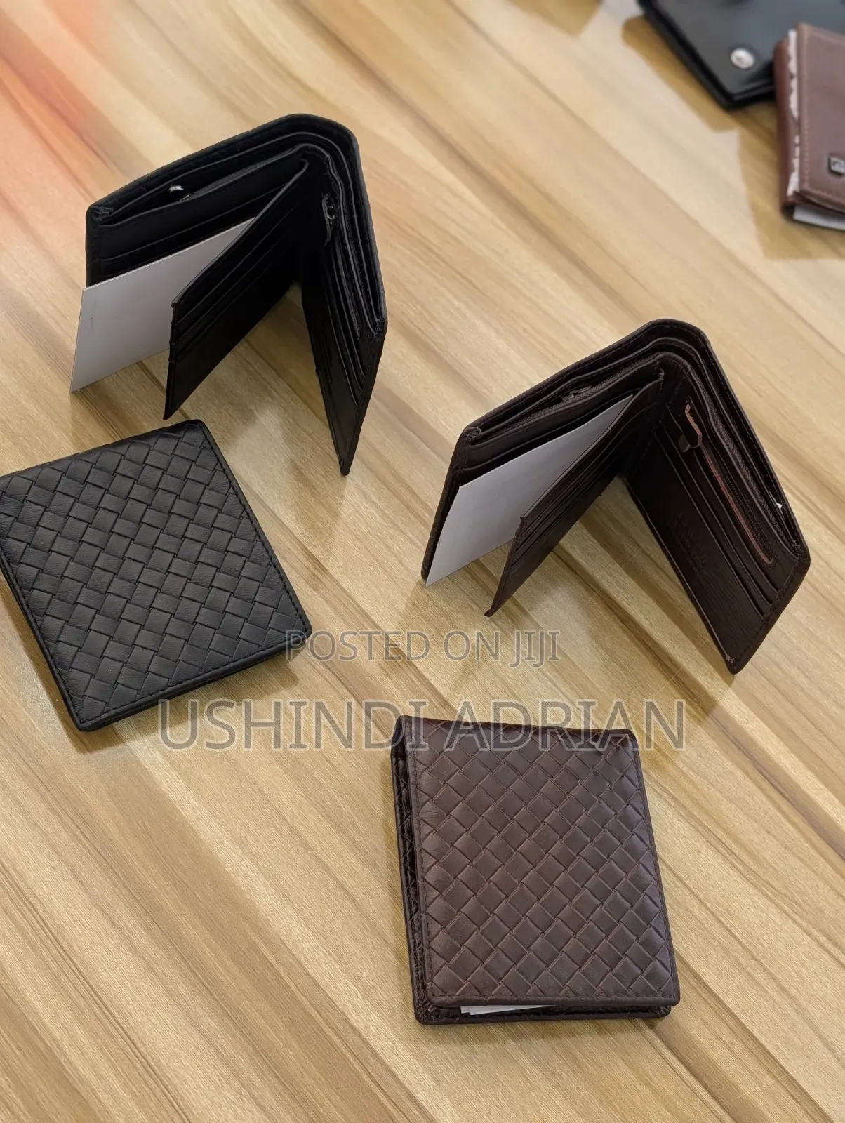 GENUINE LEATHER WALLET👝Genuine Leather Muonekano Wa Kifahari & Classy