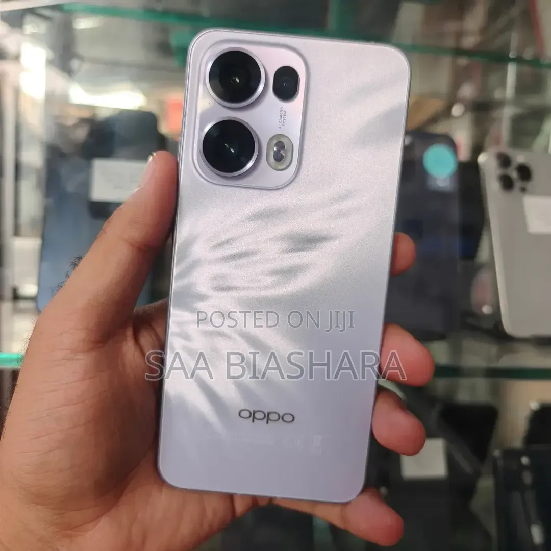 Oppo Reno13 Pro 16 GB White