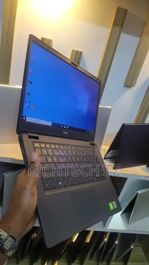 Laptop Dell Latitude 3410 8GB Intel Core i7 SSD 256GB