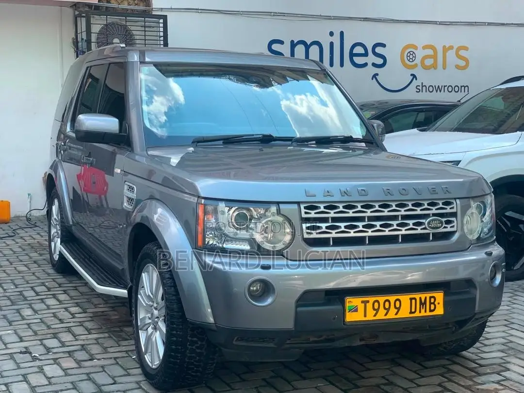 Land Rover Discovery 2014 Gray