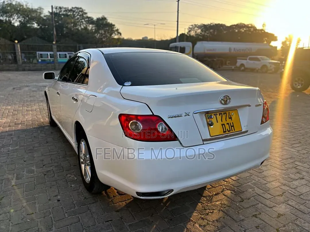 Toyota Mark X 2005 White