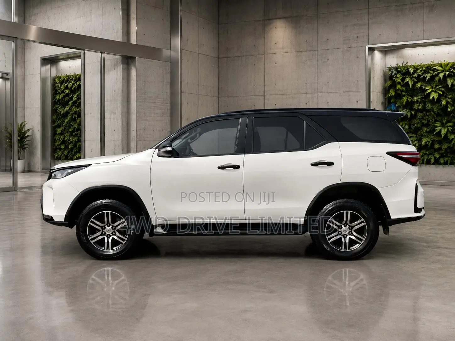Toyota Fortuner 2025 White