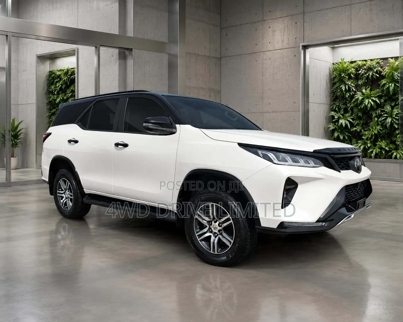 Toyota Fortuner 2025 White