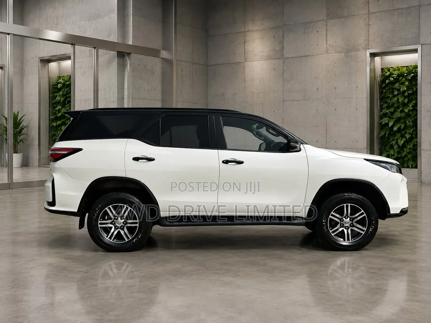 Toyota Fortuner 2025 White