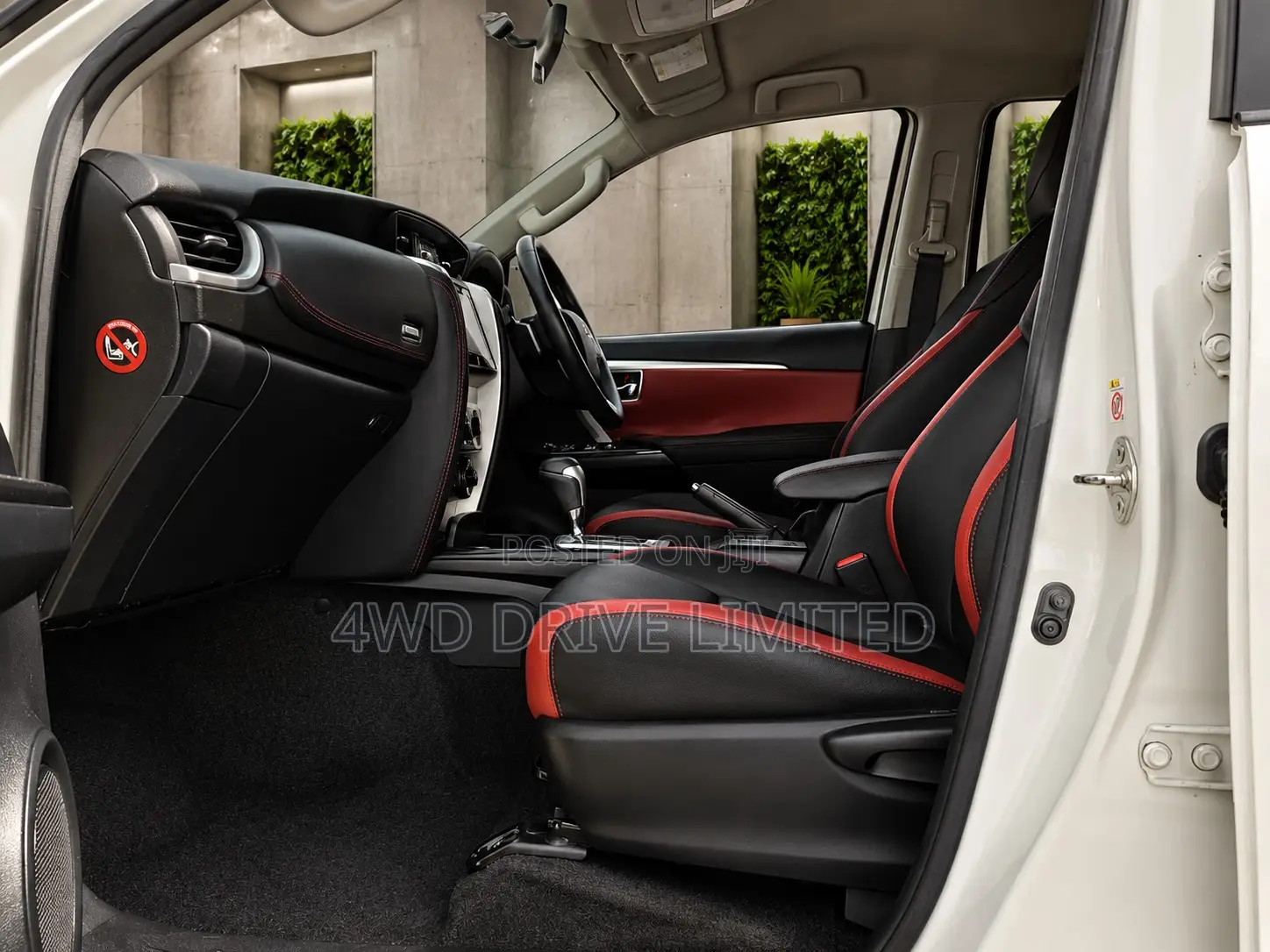 Toyota Fortuner 2025 White