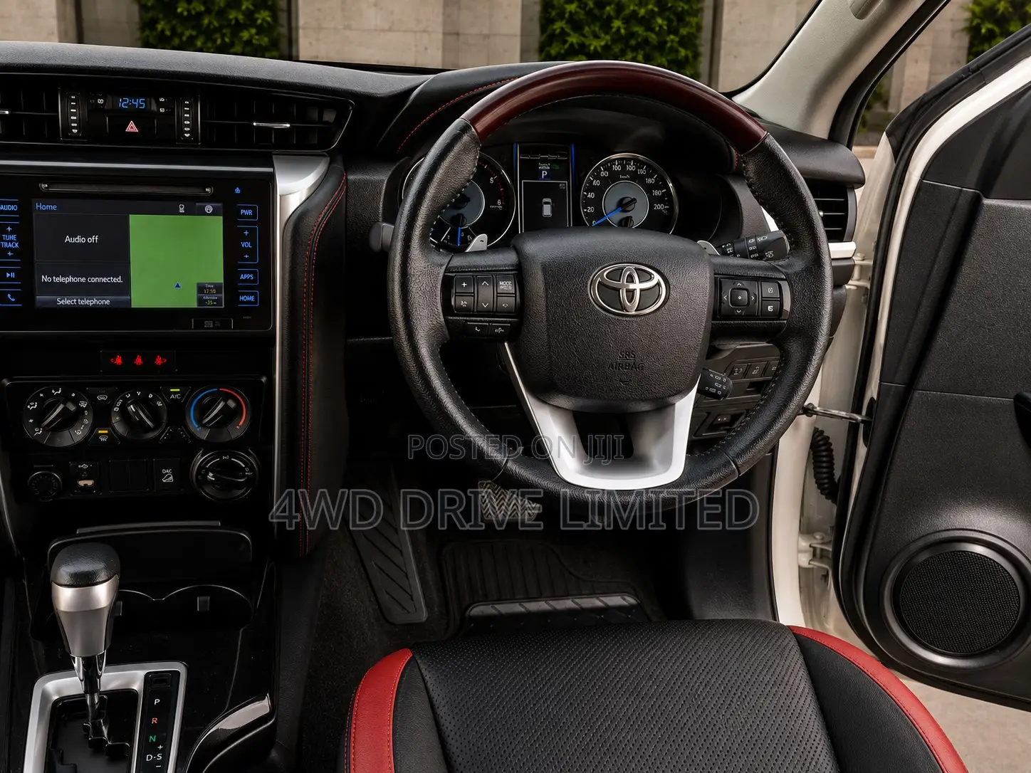 Toyota Fortuner 2025 White