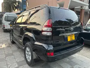 Toyota Land Cruiser Prado 2005 Black