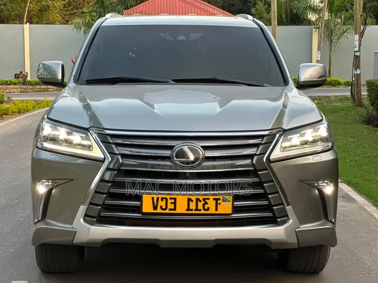 Lexus LX 2022 Gray