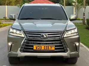 Lexus LX 2022 Gray