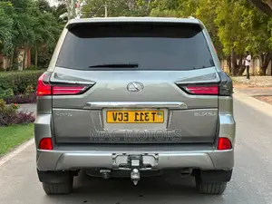 Lexus LX 2022 Gray
