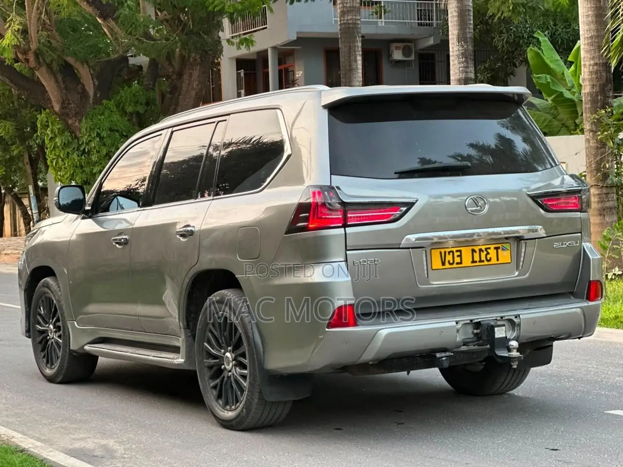 Lexus LX 2022 Gray
