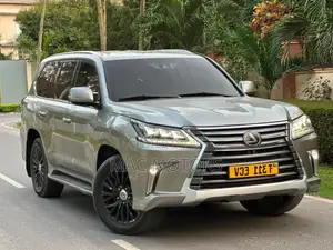 Lexus LX 2022 Gray