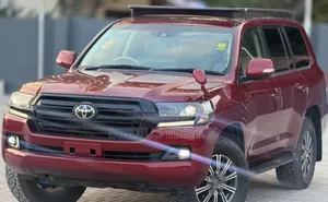 Toyota Land Cruiser 2017 Maroon