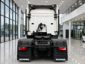 Scania R440 Horse Truck