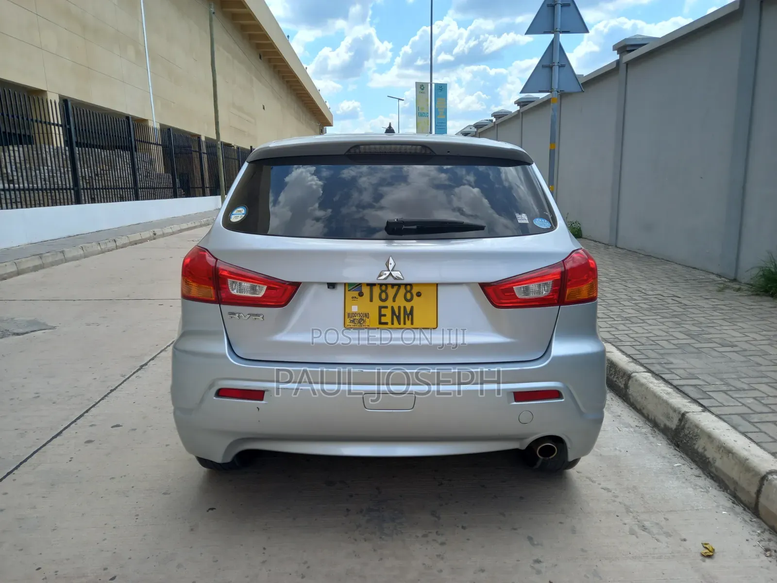Mitsubishi RVR 2010 Silver
