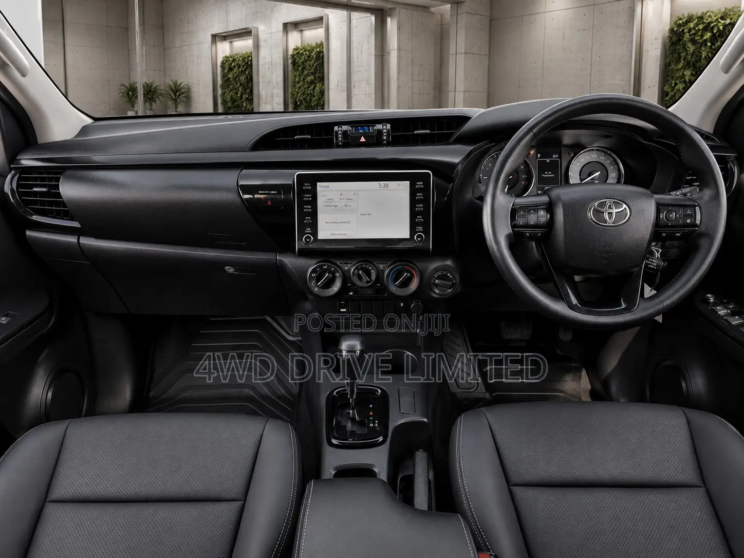 Toyota Hilux 2023 Silver