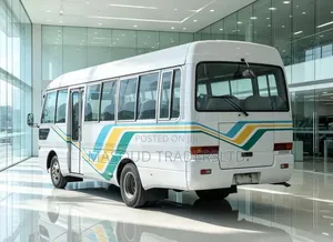 Mitsubishi Fuso Rosa 1996 Yellow