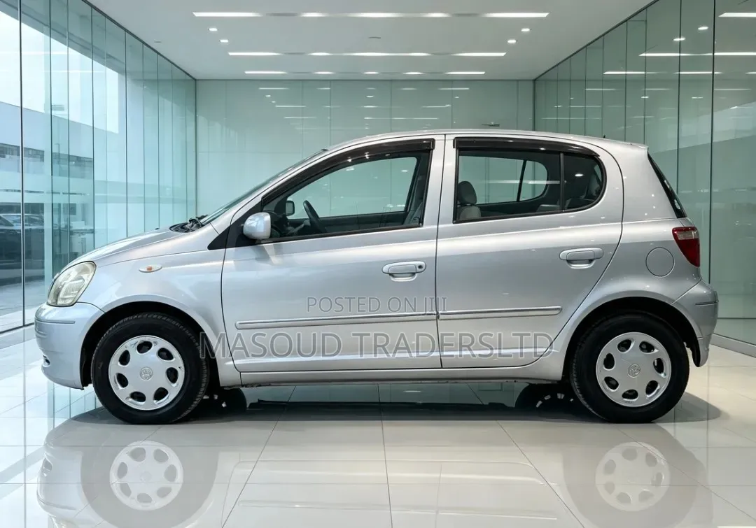 Toyota Vitz 2000