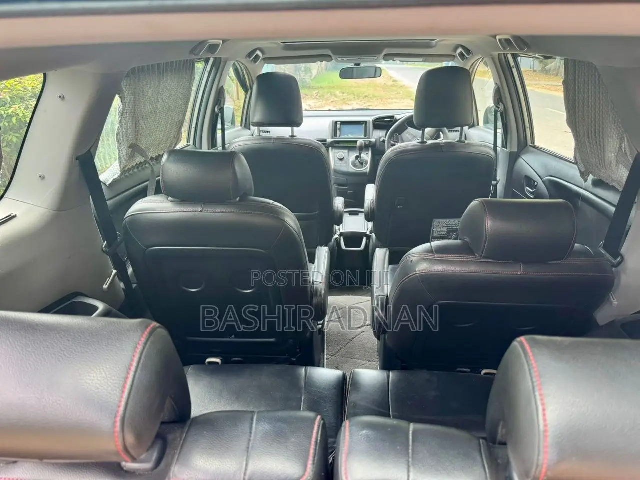 Toyota Wish 2011 Silver