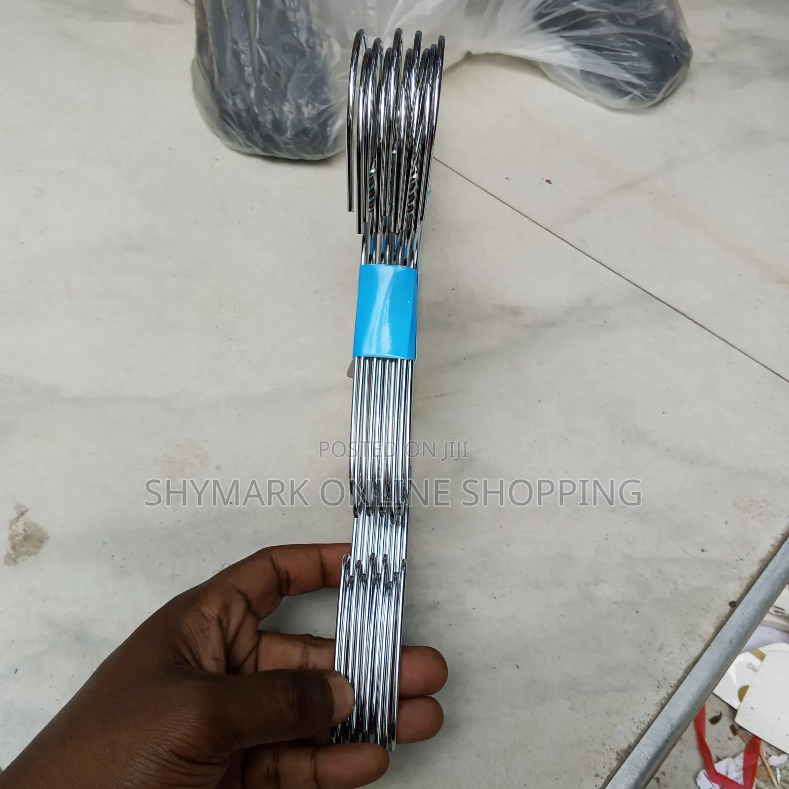 Hanger Za Chuma Kwa Ajiri Ya Nguo PC 10