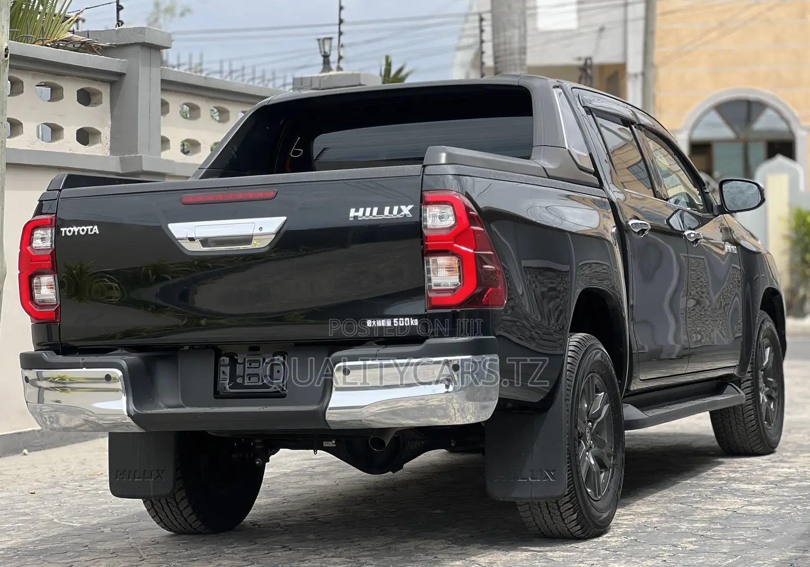 Toyota Hilux 2024 Black