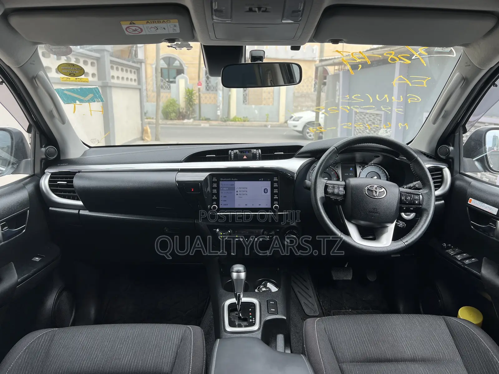 Toyota Hilux 2024 Black