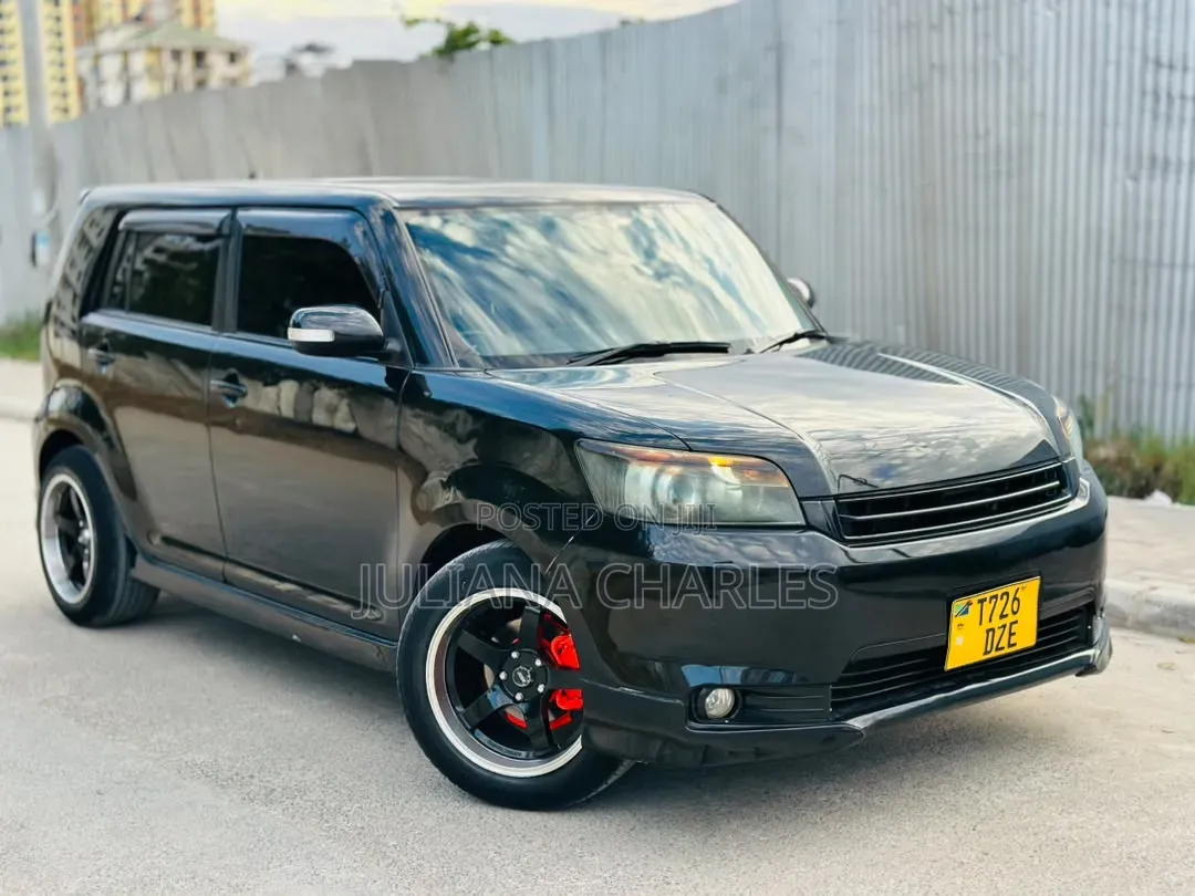 Toyota Rumion 1.5 FWD 2023 Black