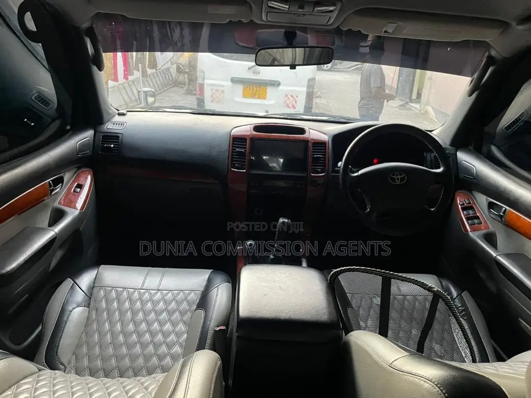Toyota Land Cruiser Prado 2005 Black