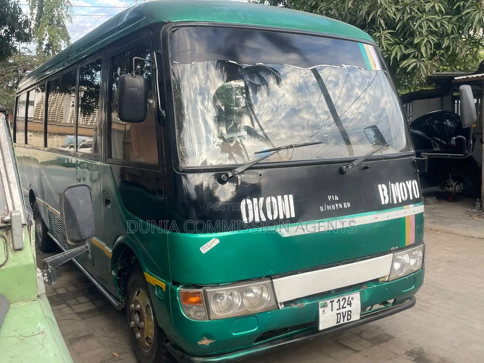 Mitsubishi Fuso Rosa 1999 Green