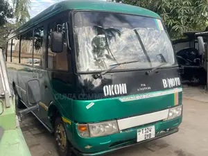 Mitsubishi Fuso Rosa 1999 Green