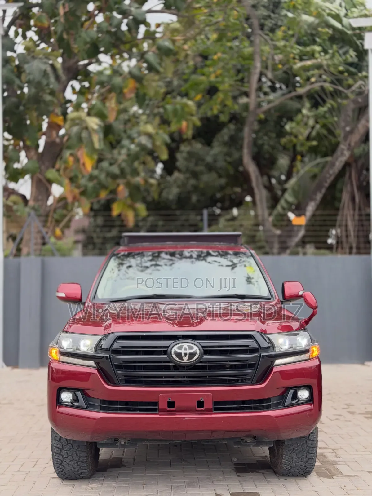 Toyota Land Cruiser 2018 Maroon