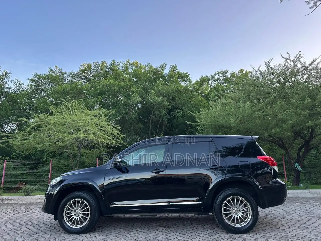 Toyota Vanguard 2013 Matt Black