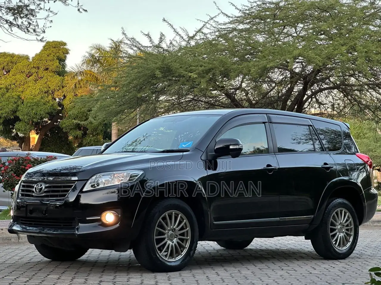 Toyota Vanguard 2013 Matt Black