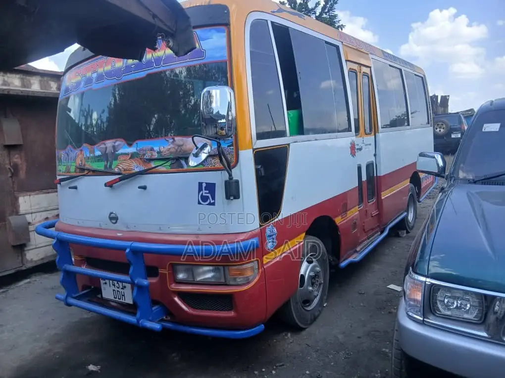 Nissan Civilian 2003 White