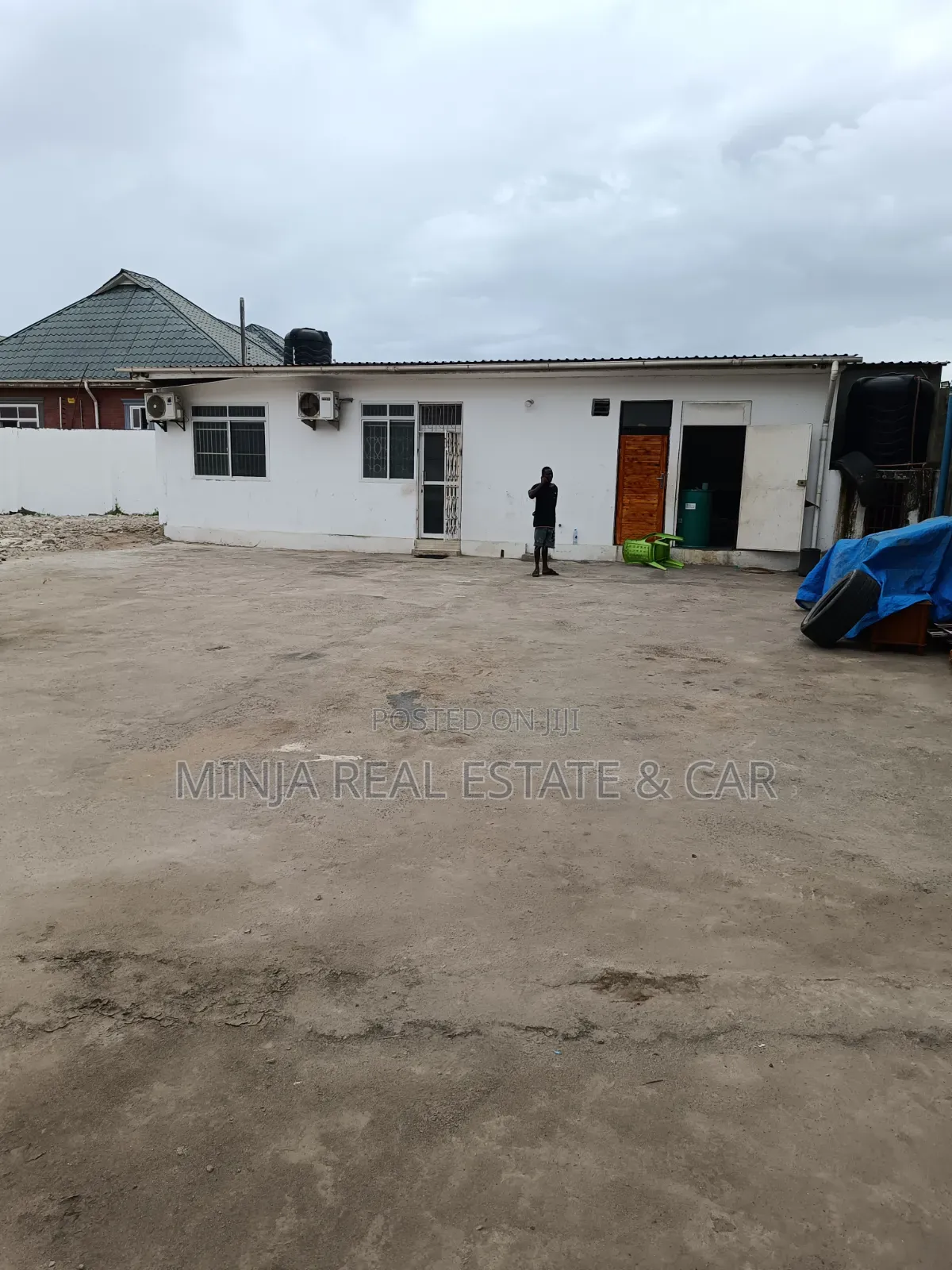 Yard for Sale Jet Lumo Almost Two Km From Airport.