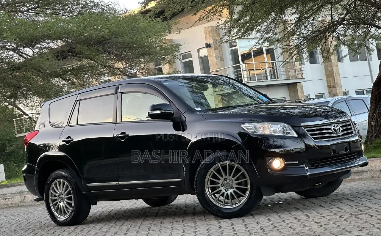 Toyota Vanguard 2013 Matt Black
