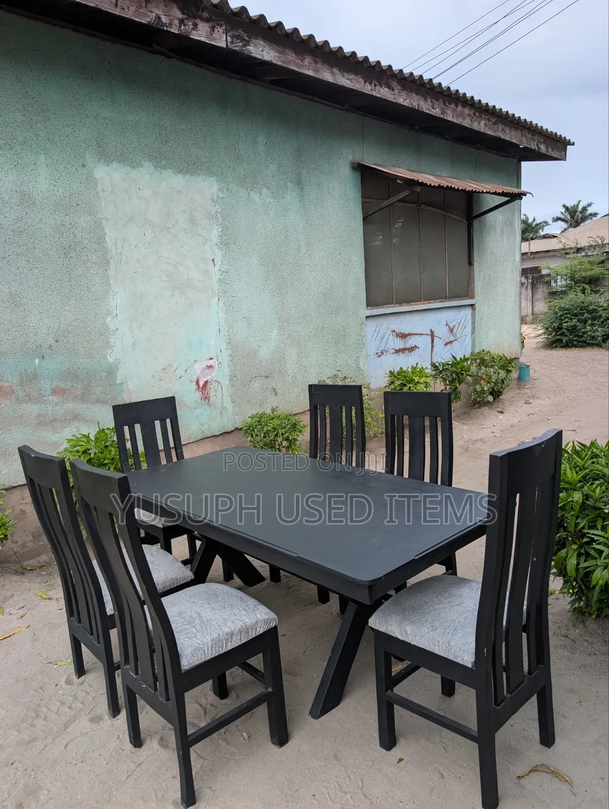 Meza Ya Chakula Ya Mbao // Dinning//