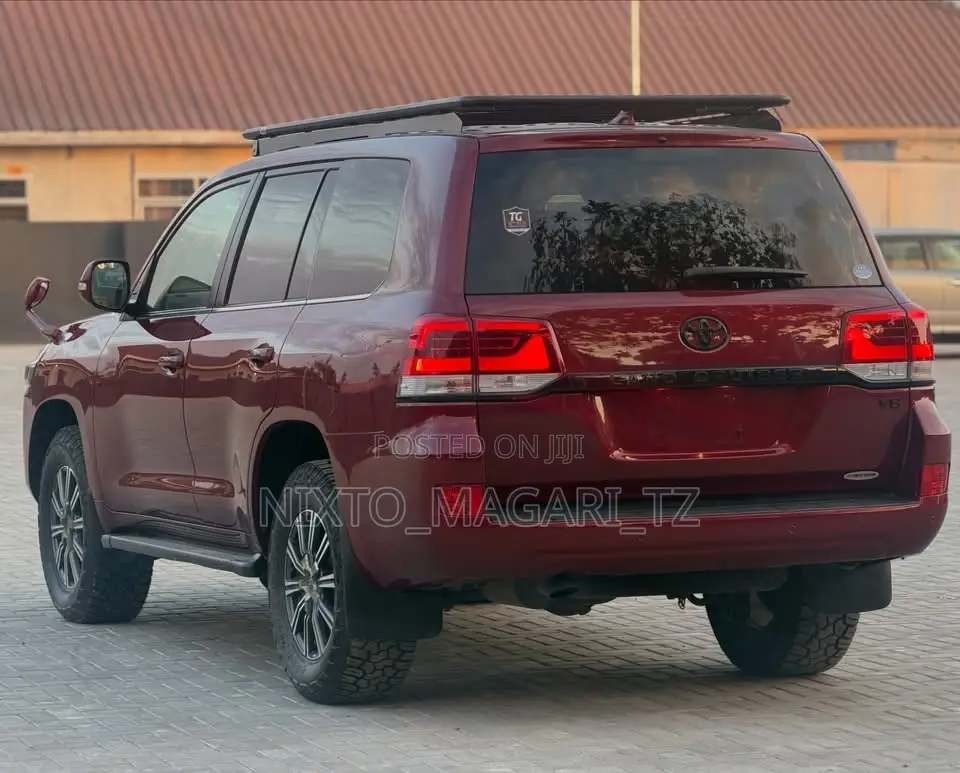 Toyota Land Cruiser 2017 Burgundy