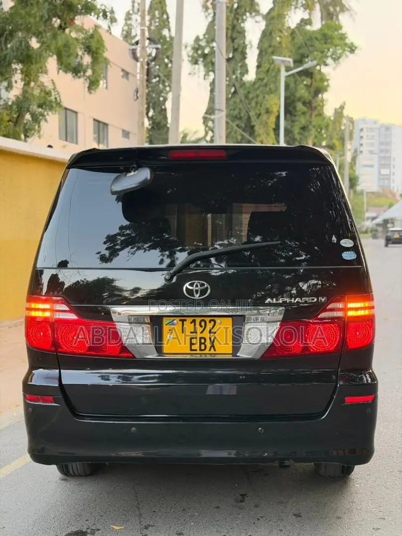 Toyota Alphard 2.4 Petrol FWD 2007 Black